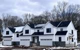 14 Village Circle - Photo 13