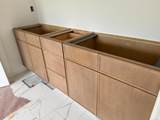 14 Village Circle - Photo 8