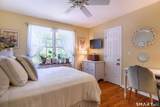 21 Phyllis Lane - Photo 23