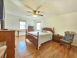 33 Valerie Court - Photo 14