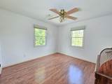 33 Valerie Court - Photo 15