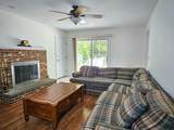33 Valerie Court - Photo 5