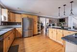 11 Pequot Court - Photo 9