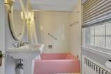 209 Roxbury Road - Photo 17