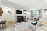 28 Churchill Way - Photo 7