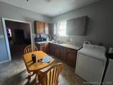 33 Railroad Avenue - Photo 15