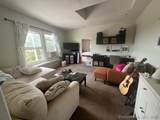 33 Railroad Avenue - Photo 9