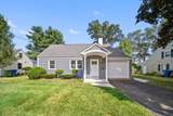 21 Oakwood Manor - Photo 1