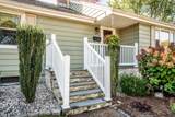 137 Superior Avenue - Photo 5