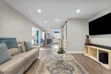 567 Roosevelt Drive - Photo 4