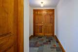 975 Wolf Hill Road - Photo 15
