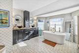 830 Bayberry Lane - Photo 16