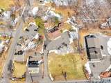 321 Albany Turnpike - Photo 20