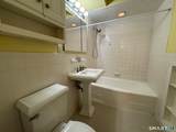 887 Farmington Avenue - Photo 15