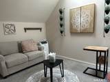 16 Brace Road - Photo 4