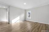 246 Judson Place - Photo 7