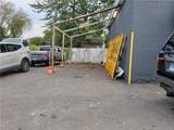 1636 Baldwin Street - Photo 15