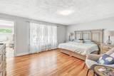 26 Pearsall Place - Photo 19