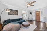 82 Miller Avenue - Photo 4