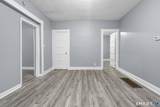 16 Plaza Avenue - Photo 10
