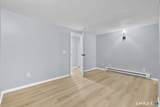 99 Roosevelt Avenue - Photo 21
