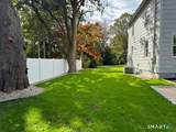 429 Round Hill Road - Photo 4