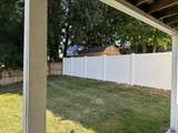 302 Lakeview Avenue - Photo 3