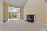 203 Lansdowne - Photo 7