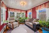 8 Higgins Street - Photo 12