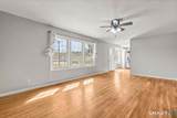 10 Karen Boulevard - Photo 10