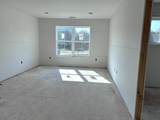 12 Village Circle - Photo 9