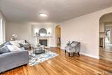 19 Harding Avenue - Photo 4