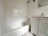 124 Woodside Green - Photo 10