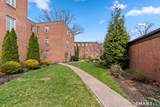 869 Farmington Avenue - Photo 33