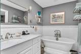 975 Main Street - Photo 31