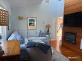 94 Lee Way - Photo 4