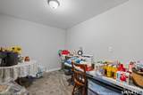 162 Pomfret Street - Photo 28