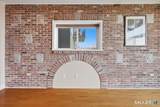 586 Thames Street - Photo 15