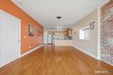586 Thames Street - Photo 16