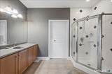 586 Thames Street - Photo 22