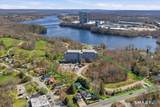 586 Thames Street - Photo 32