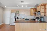 586 Thames Street - Photo 9