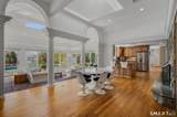 22 Collins Road - Photo 15