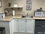 284 Merrow Road - Photo 5