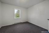 158 Midway Oval - Photo 11