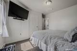 158 Midway Oval - Photo 10