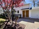 8 Oakridge Drive - Photo 2