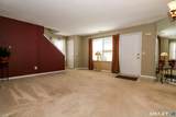 1002 Briarwood Court - Photo 2