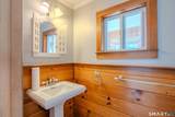 20-1/2 Cleveland Street - Photo 13