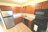 71 Strawberry Hill Avenue - Photo 5